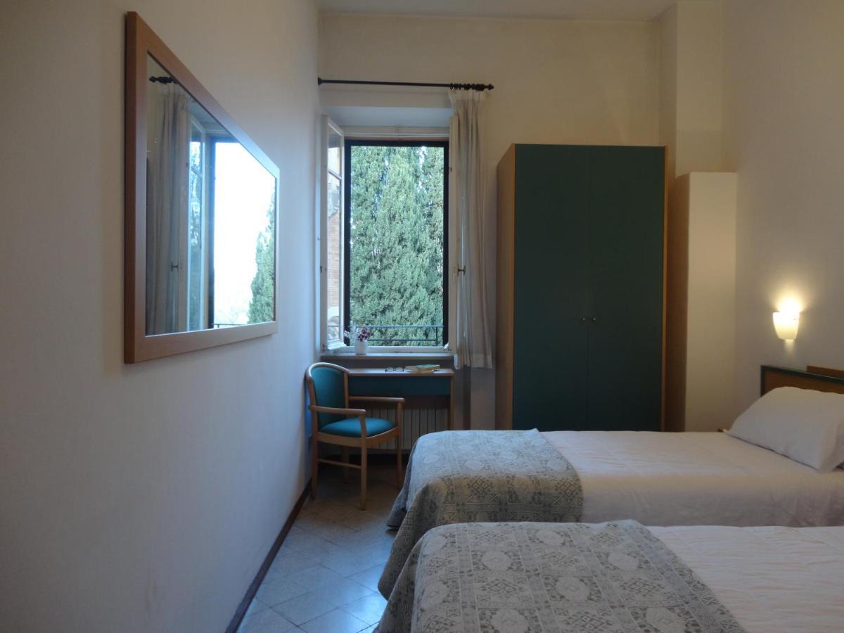 Sacro Cuore Hotel 2*